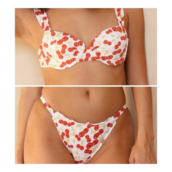 Dippin Daisys Cherry print 2 piece swimsuit bikini Set, size M, NWT - Picture 2 of 15